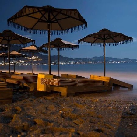 Stylish Seaside Home - Fully Equipped, Big Terrace Kalamata Exterior photo