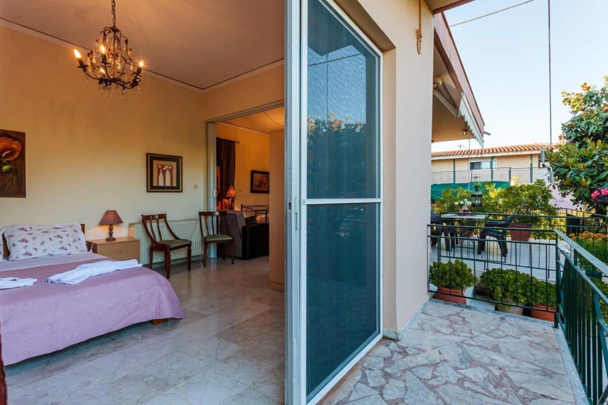 Stylish Seaside Home - Fully Equipped, Big Terrace Kalamata Exterior photo